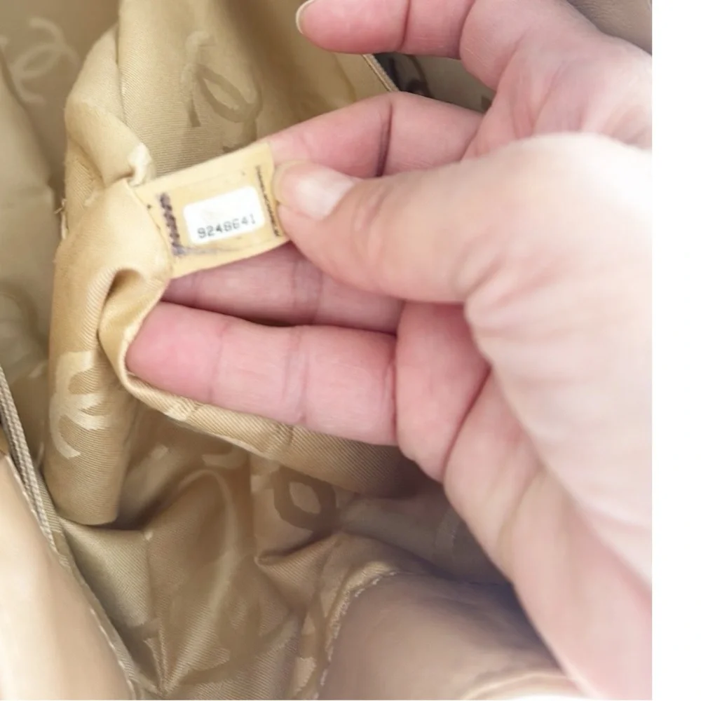 CHANEL Calfskin Wild Stitch Medium Tote